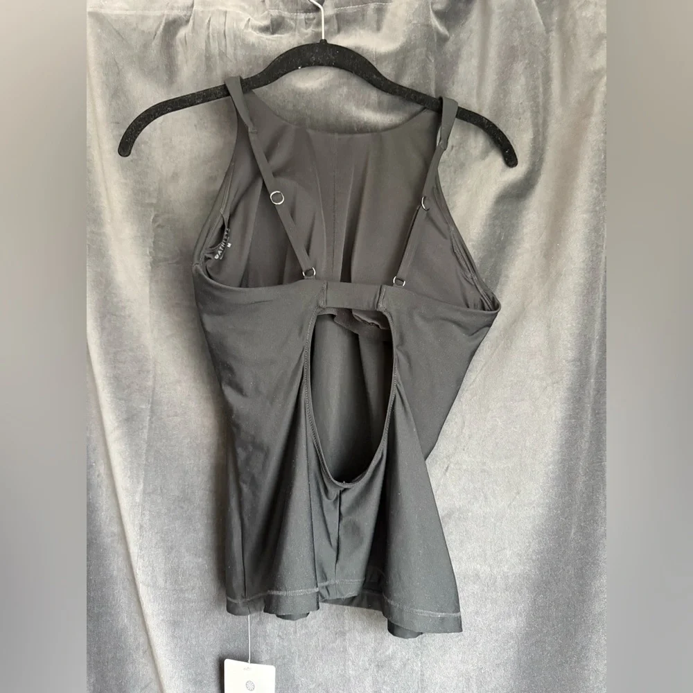 Athleta High Neck Keyhole Tankini NWT M medium - Picture 4 of 8